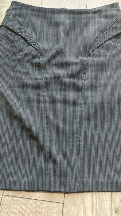 Dwie spódnice ołówkowe rozmiar 36 Next