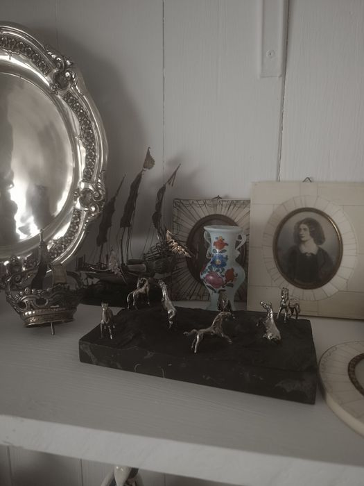 Aneleira Luíz Ferreira, Paliteiros, caixas, salvas em prata