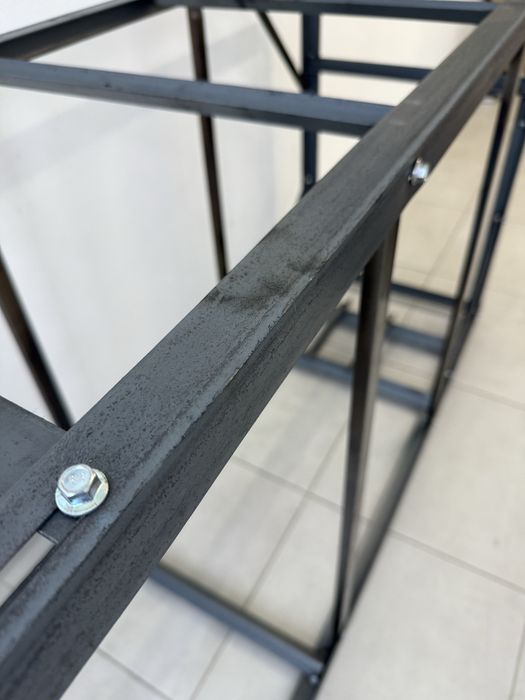 Armação metalica suporte grade em tubo L