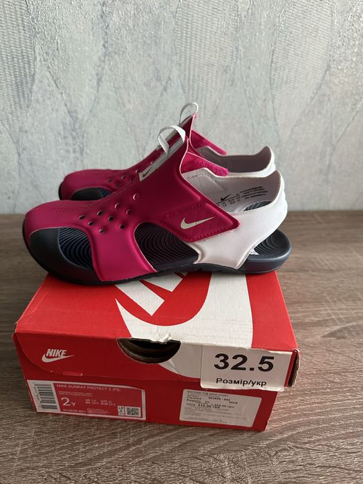 Сандалі Nike р. 33,5 (21 см)