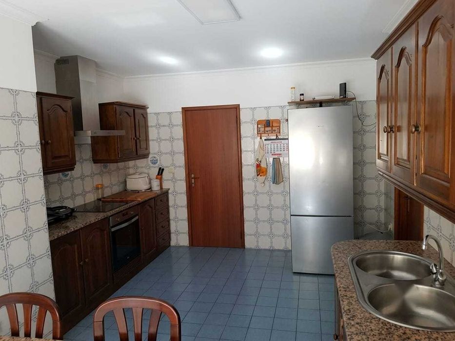 Apartamento T3 de 130 m² em Paredes de Coura | 2 WC | 2.º andar
