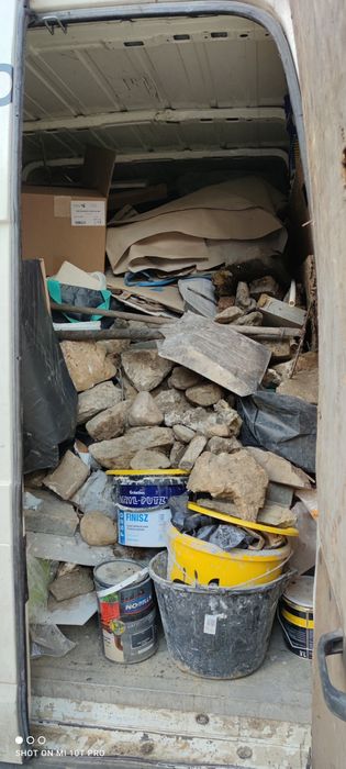 Wywóz śmieci papy gruz wełny odpadów rozbiórki wycinka drzew transport