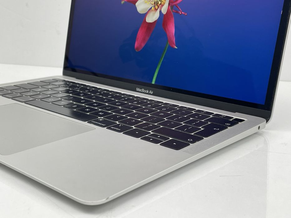 Apple MacBook Air 13” 2019 Silver 128GB SSD +oryginalny Apple