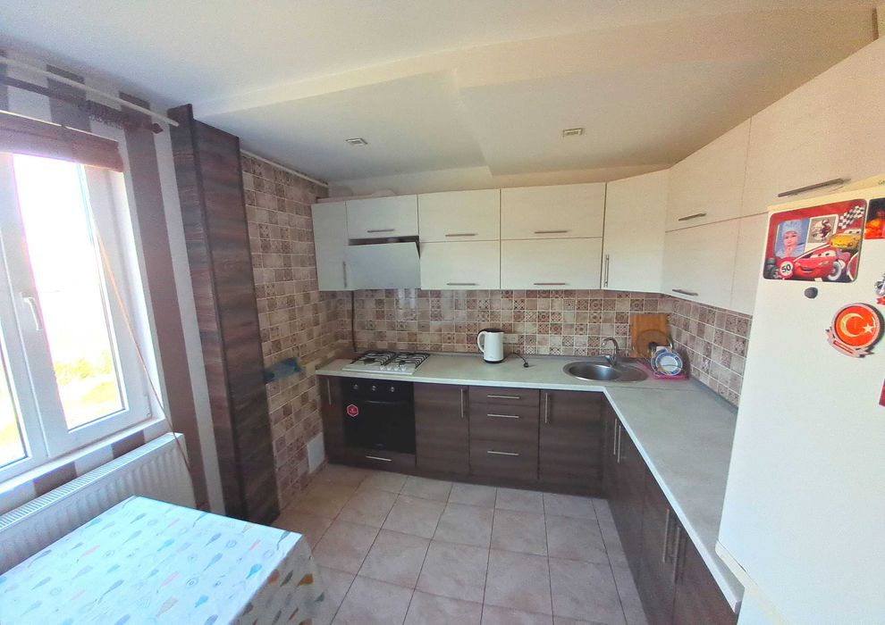 Продається житловий будинок зі свіжим ремонтом для великої родини СМ