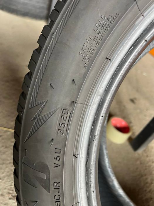 Шини 225/50 r17 Bridgestone Bluzzak LM005 2020р (389)