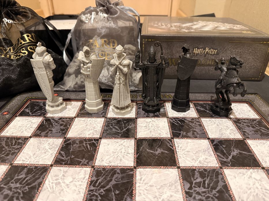 Шаховий набір Harry Potter (Гаррі Поттер) Wizard Chess Set