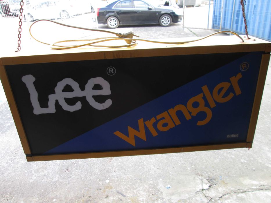 Świecący Neon Kasetowy Platfon Reklama