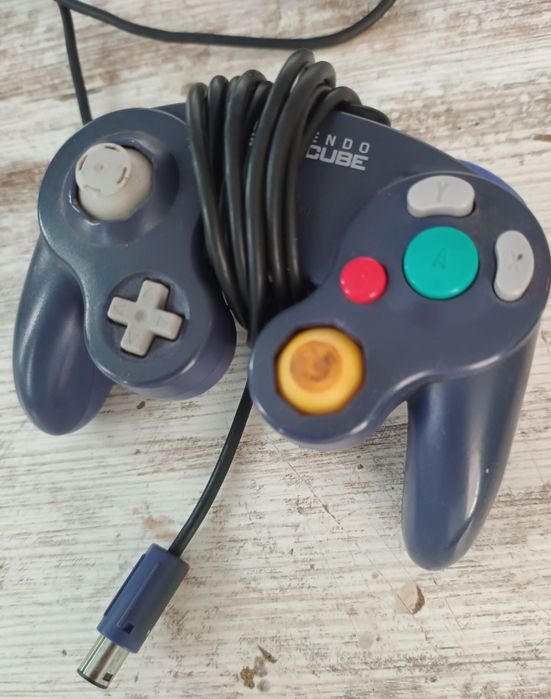 Metal Gear Solid Twin Snakes + Nintendo Gamecube