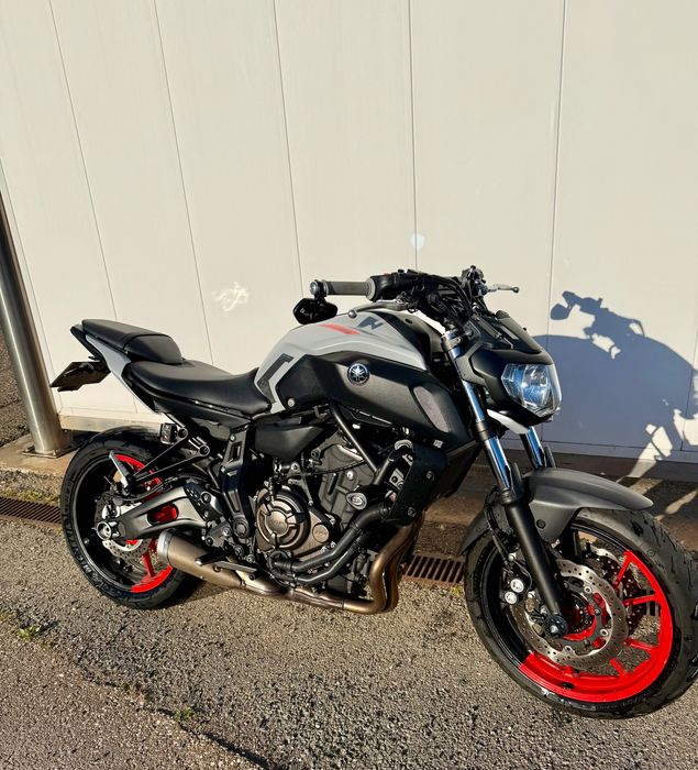 Vendo mota Yamaha Mt 07 do ano de 2019