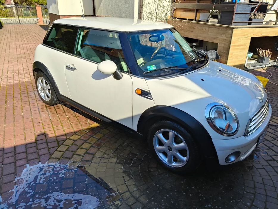 MINI Cooper Mini Cooper 1.6 benzyna 120km