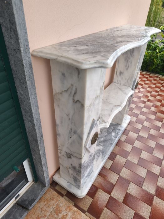 Móvel em pedra Pele Tigre