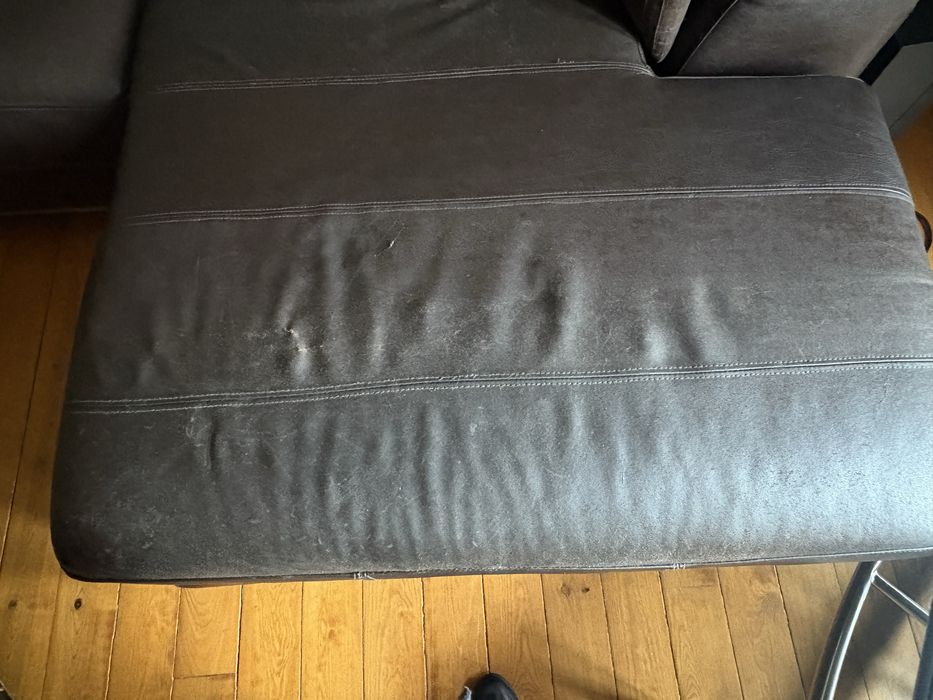 Sofa em pele 3 lugares