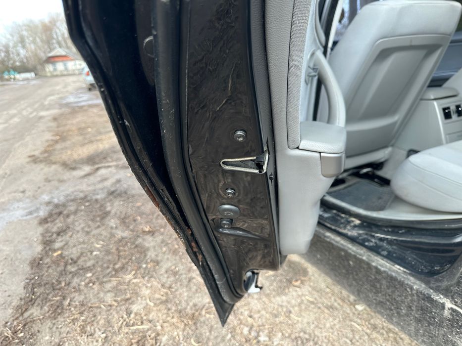 BMW e90 318i седан