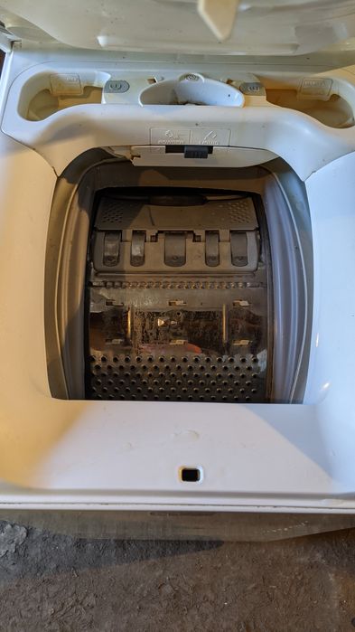 AEG Protex Plus модель L88565TL неробоча