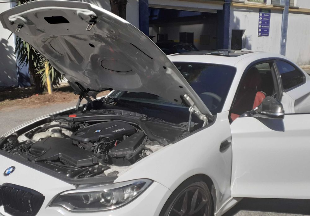 BMW 220d Coupé (F22) Aut. – Look M2 Competition (190cv) – Histórico Certificado