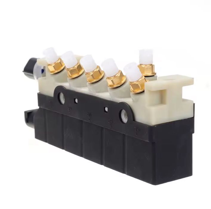 Блок клапанов w220 Mercedes