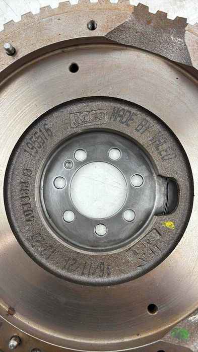 Koło zamachowe VALEO NISSAN Micra/Renault Clio III