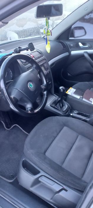 Продам шкода октавія а5 1,6 мрі газ/бензин