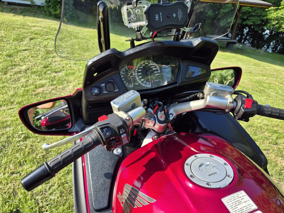 HONDA ST1300  Pan-European