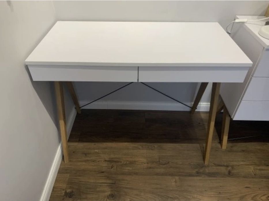 Biurko firmy Minko- Basic. 100x50x76