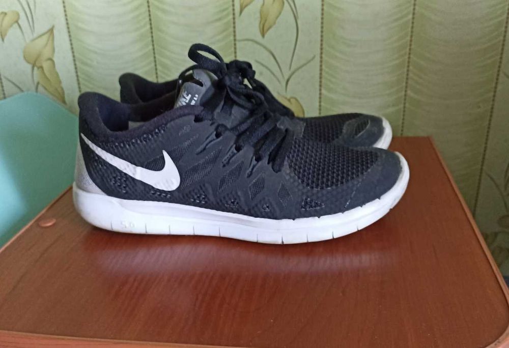 лёгкие кроссовки 32 размер