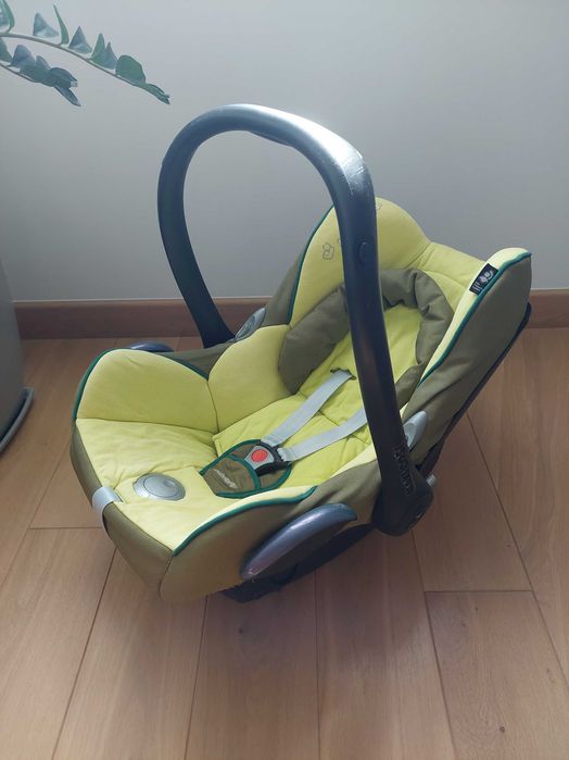 Foteliki + baza maxi cosi