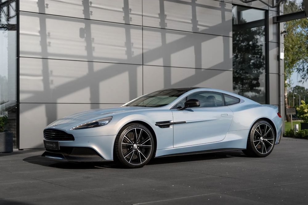 Aston Martin Vanquish
