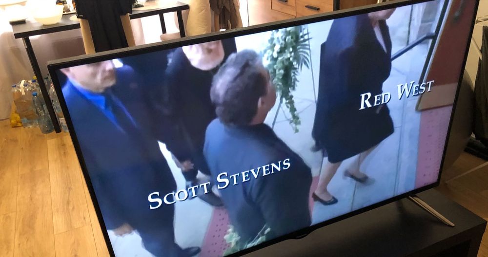 585zł Używany 48 CALI TV Panasonic LED Netflix + Kabel HDMI + Uchwyt