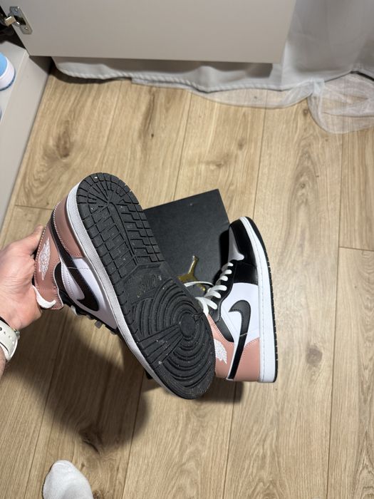 Nike Air Jordan 1 Mid – r. 41 – stan bdb