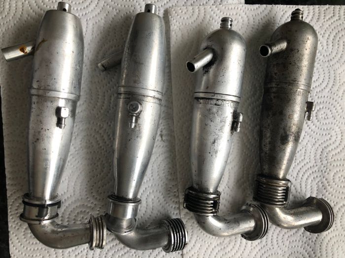 Lote de 4 escapes 1/8 nitro