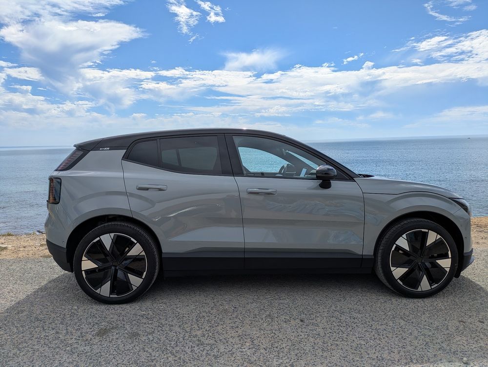 Volvo EX30 69 kWh Single Motor Extended Range Ultra