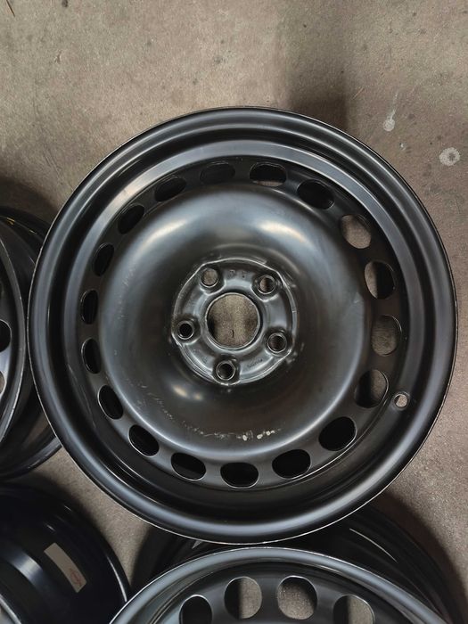 Felgi stalowe Sharan Tiguan Alhambra 6,5Jx16 ET33 5x112 Komplet FS128