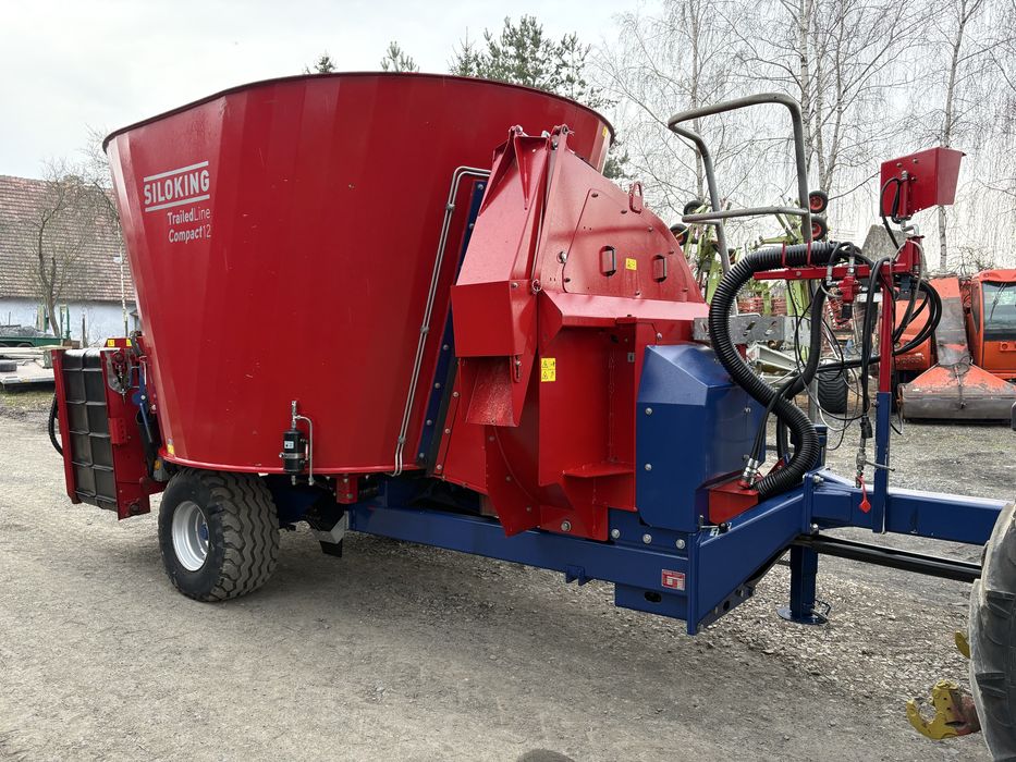Paszowoz ze scielarka streutmann  Siloking compact 12 Jak Nowy