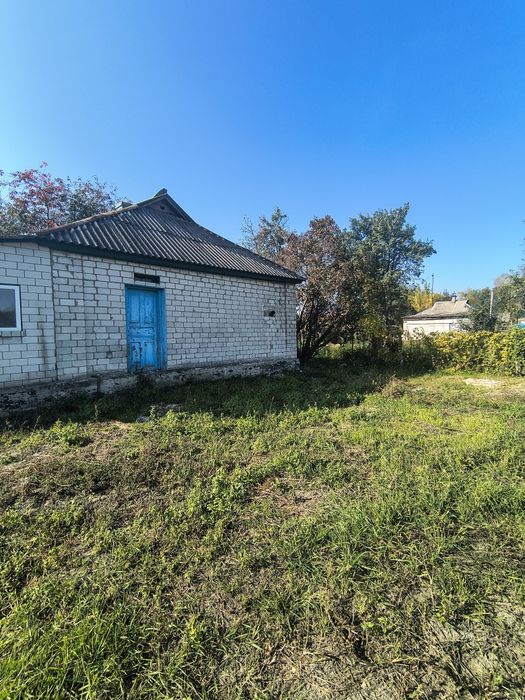 Продам уютный дом в с. Семиполки Броварського району