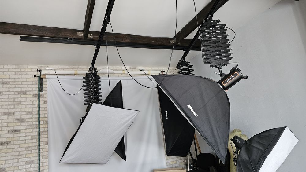 Студійне світло Спалах Godox 600 QT  Штативи Кріпленнята інші
