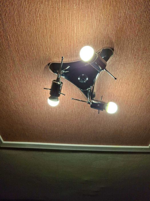 Светильник потолочный хай тек хром