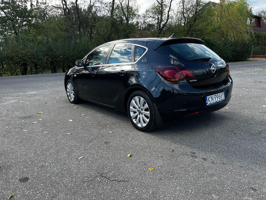 Opel Astra Salon Polska, drugi właściciel, 7 lat w jednych rękach.