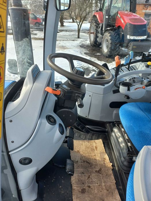 Продам трактор 
New Holland Т7060  2018 рік