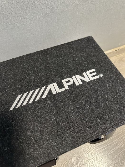 Сабвуфер Alpine SBE-1044BR
