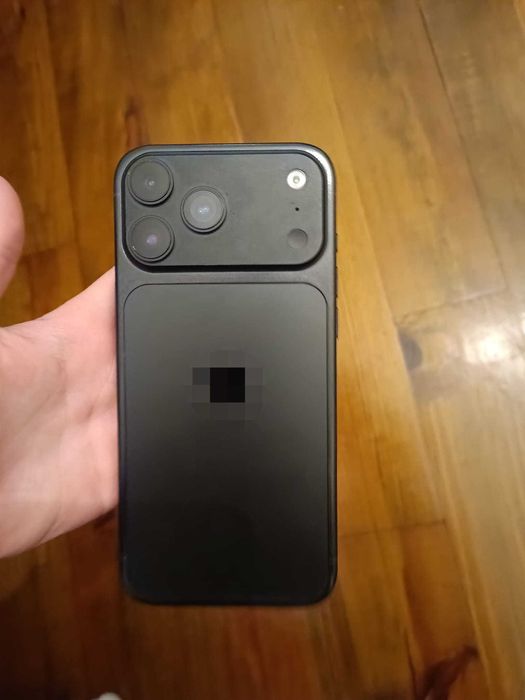 aiphone 17 pro max (idealna kopia)