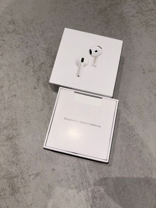 Airpods 4 (cancelamento de ruido)