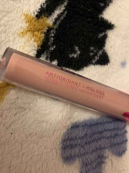 Nowy błyszczyk pomadka do ust Chocolate Makeup Revolution