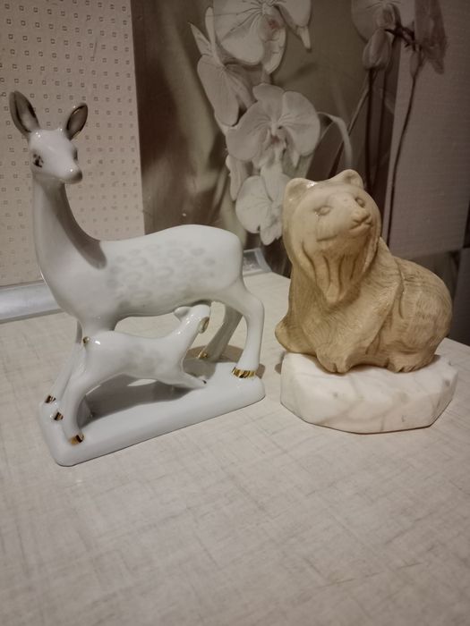 Статуетки, фляга,откритки