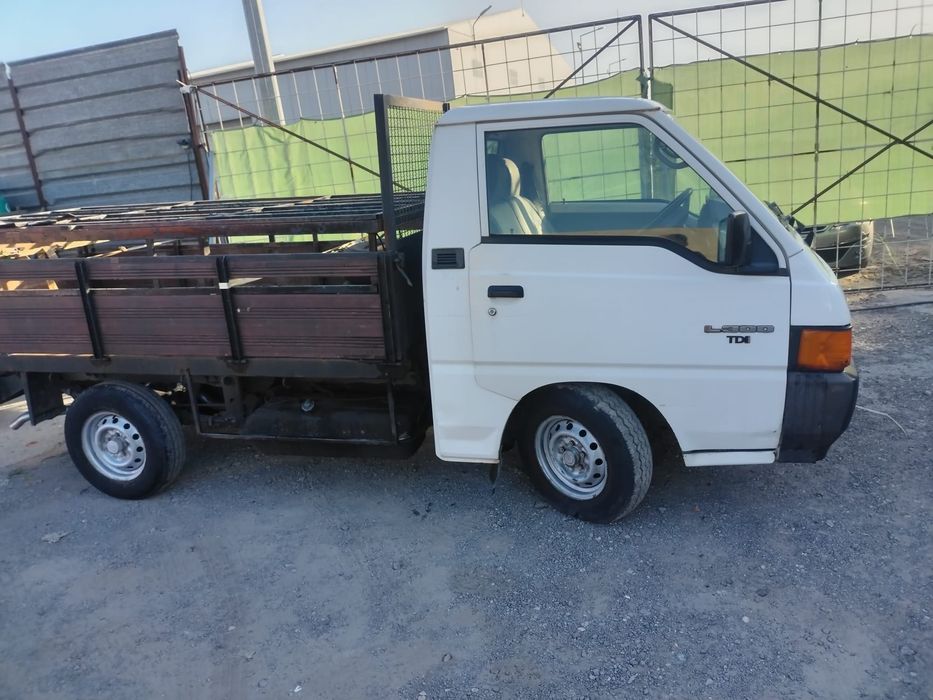 Carrinha L300.