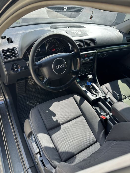 AUDI a4b6 2.0benz