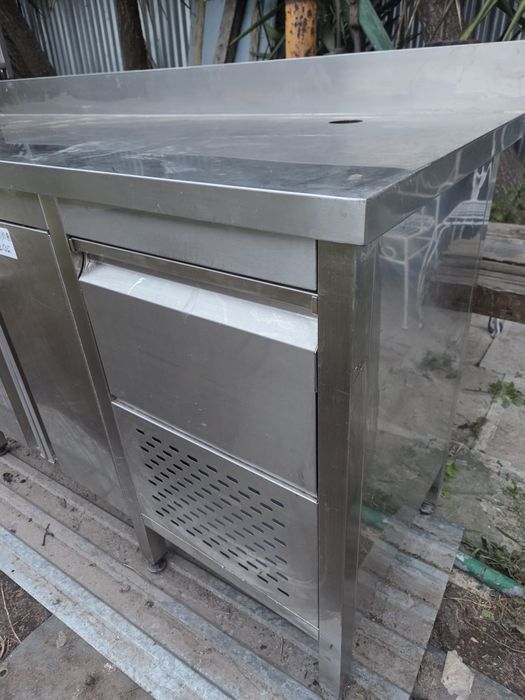 , bancada inox em estado novo 320 euros .