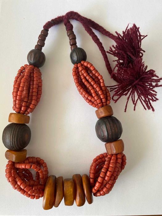 Duże korale, koral, drewno