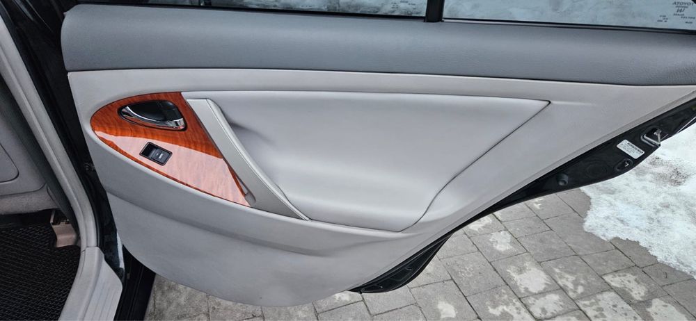 Toyota Camry XLE 2011