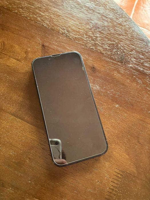 iPhone 14 128gb cor meia noite