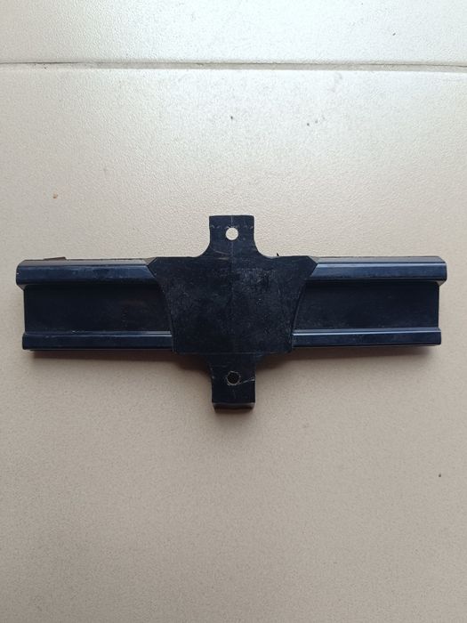 Основание эмблемы решётки радиатора Газ